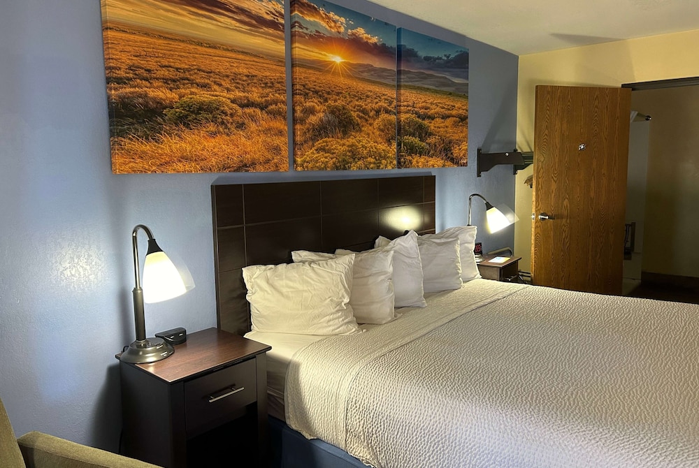 غرفة بسرير كينج لذوي الإعاقة، Days Inn By Wyndham Holbrook 2/7
