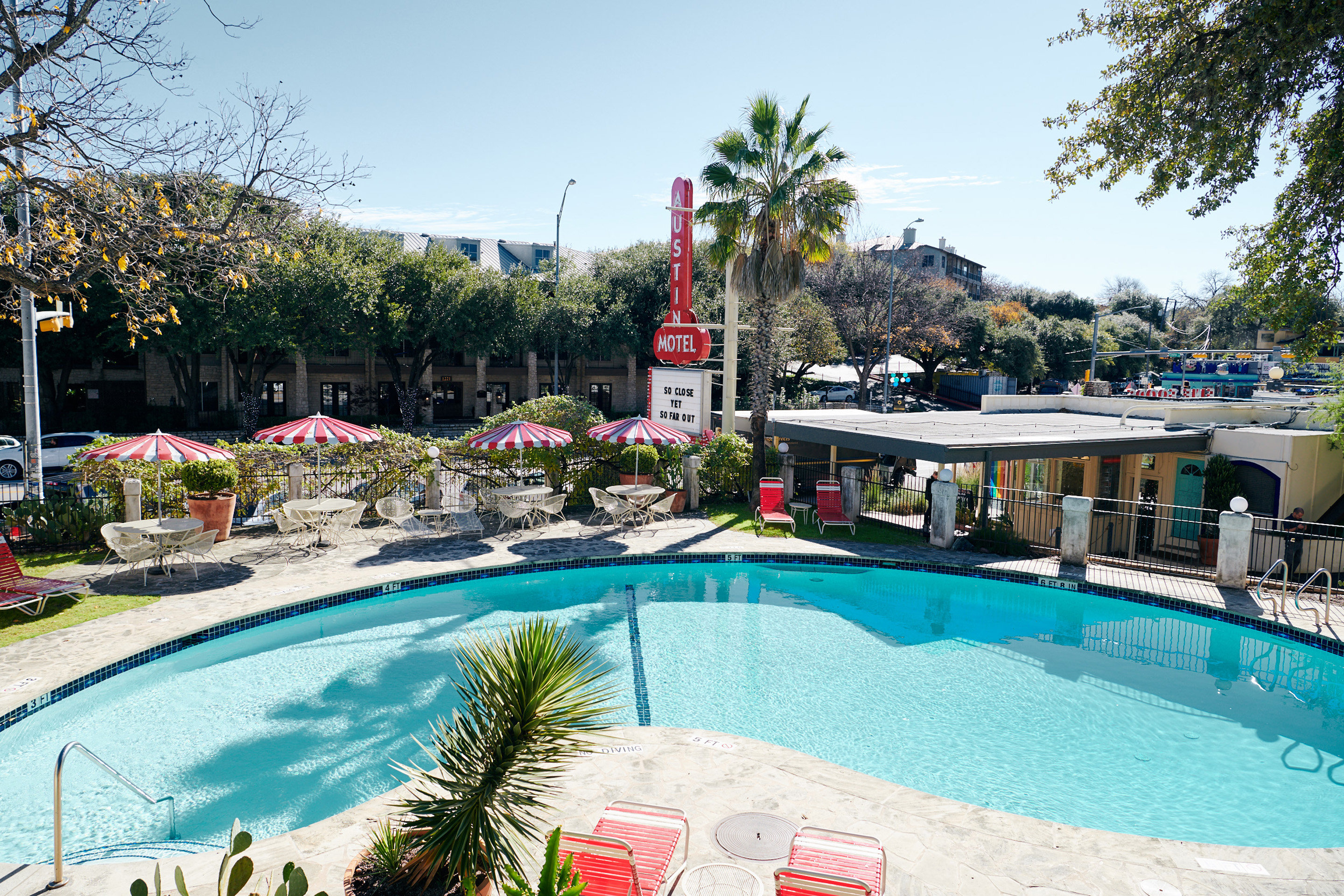 Austin Motel 65/66