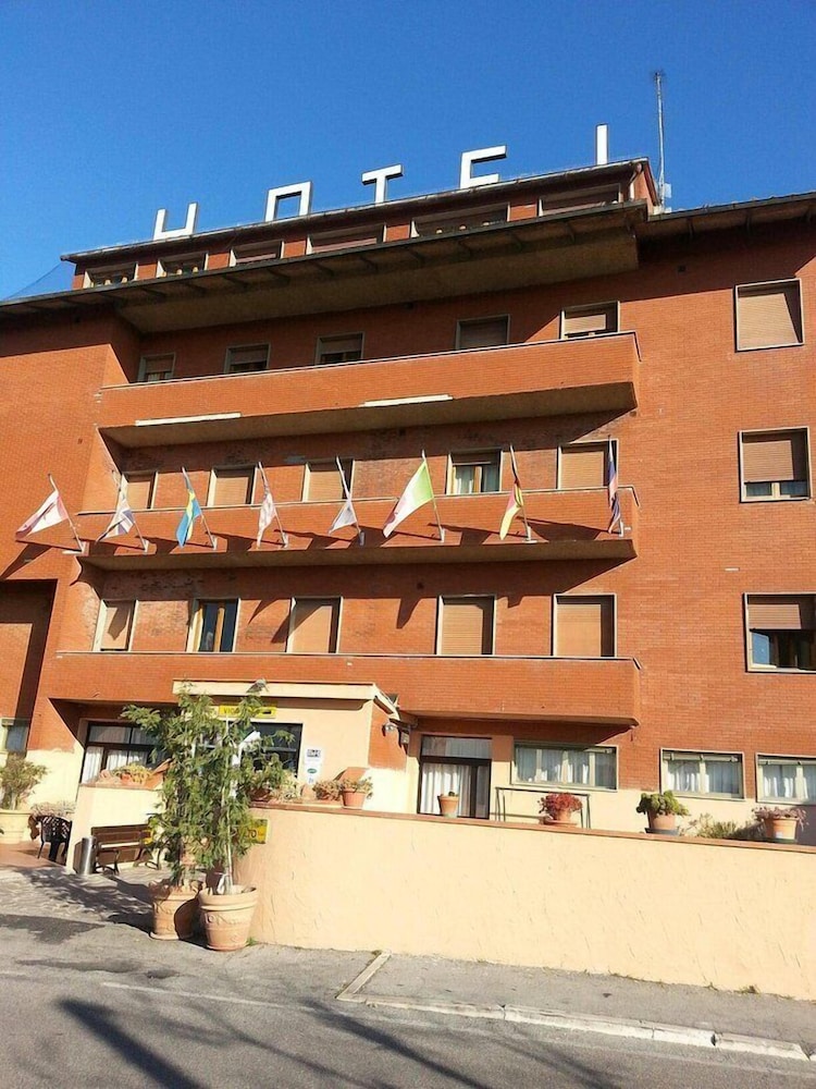 Hotel Vico Alto 2/50