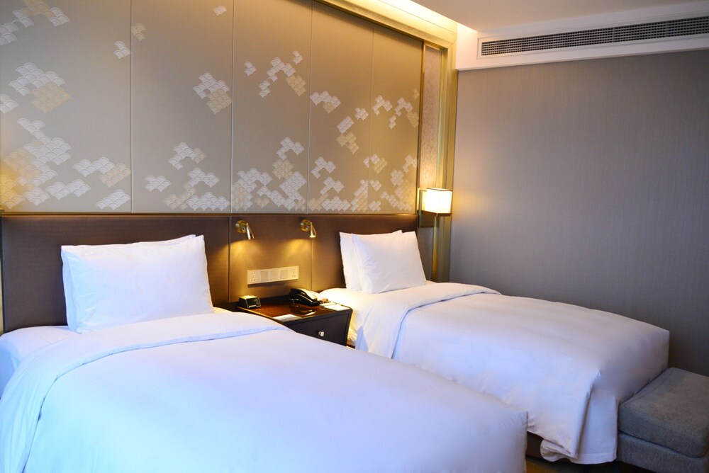 Hilton Yantai 10/64
