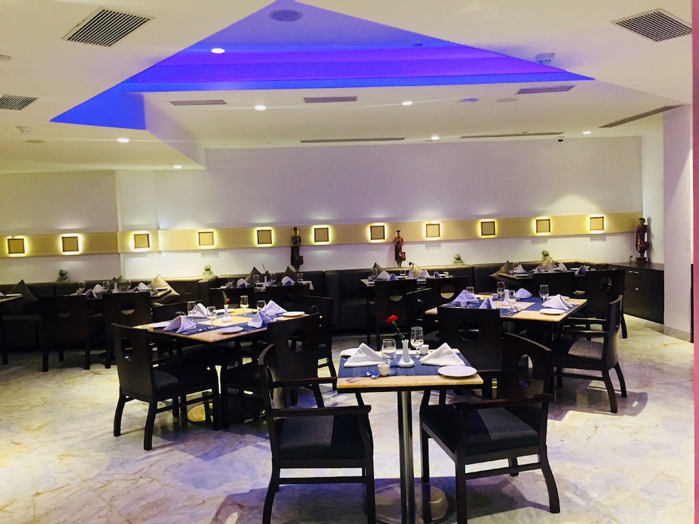 Fortune Park Sishmo Gautam Nagar 29/49