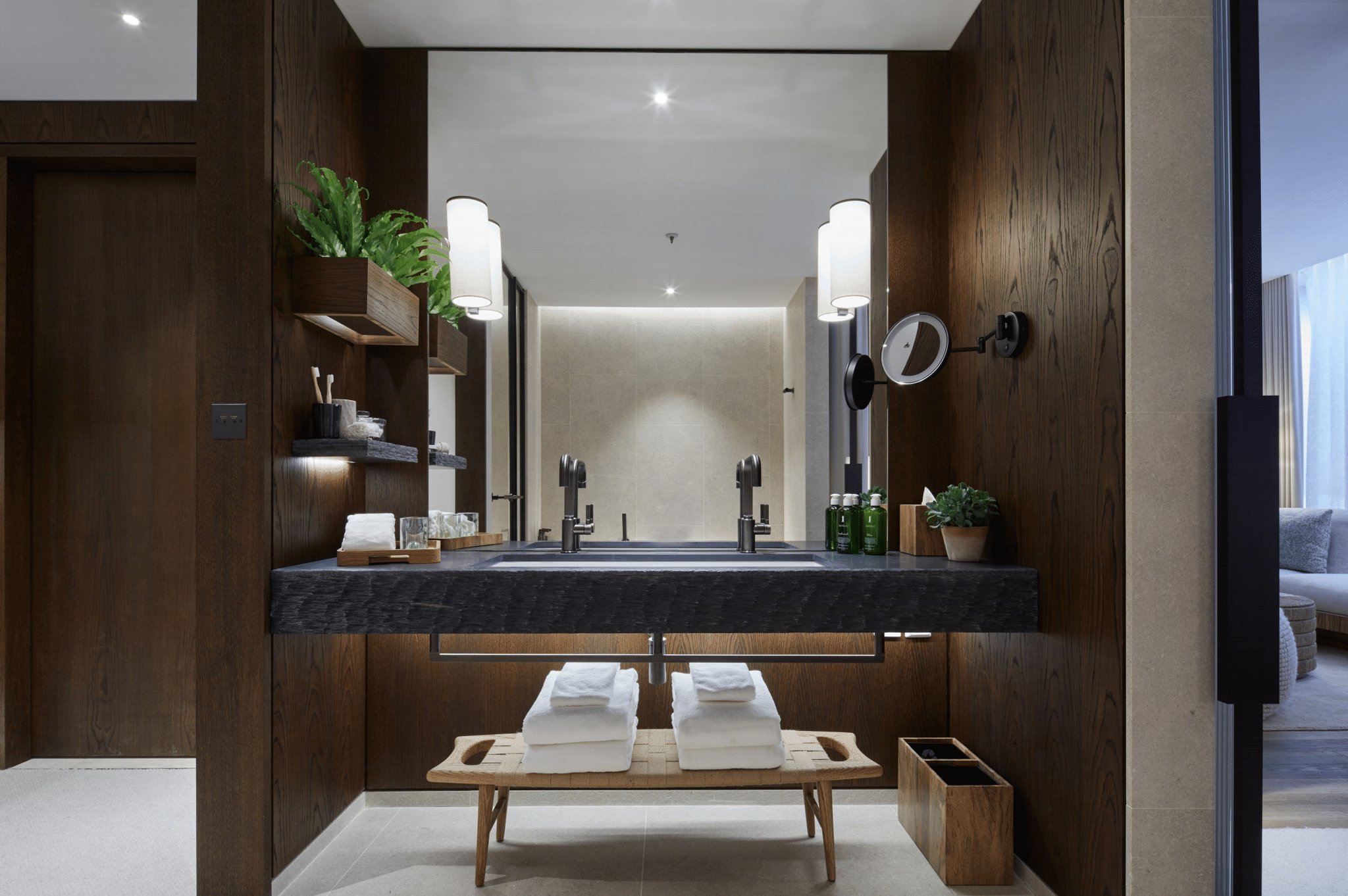 1 Hotel Mayfair 50/50