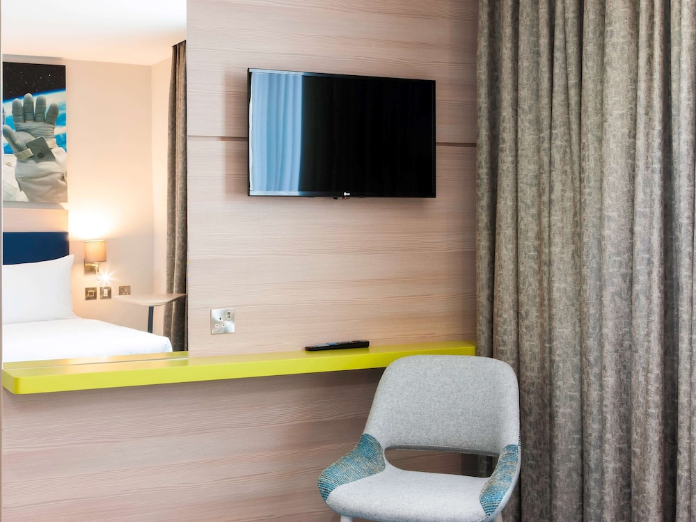 ibis Styles London Heathrow Airport 28/72