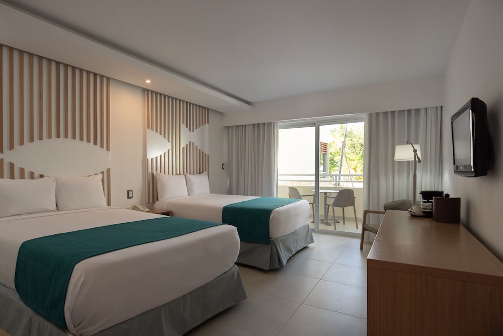 Select Sosua Adults Only, Trademark by Wyndham All Inclusive 12/45