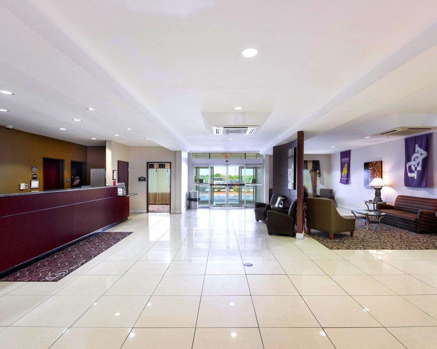 Comfort Suites University TX 8/27