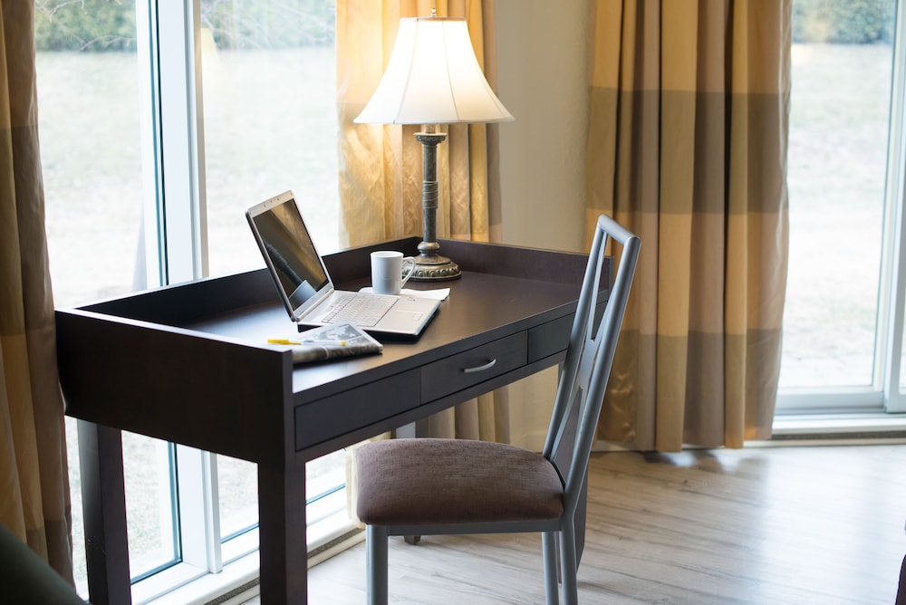 Days Inn By Wyndham Montmagny 31/34