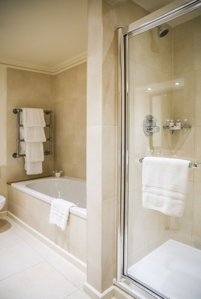 Cheval Hyde Park Gate 57/61