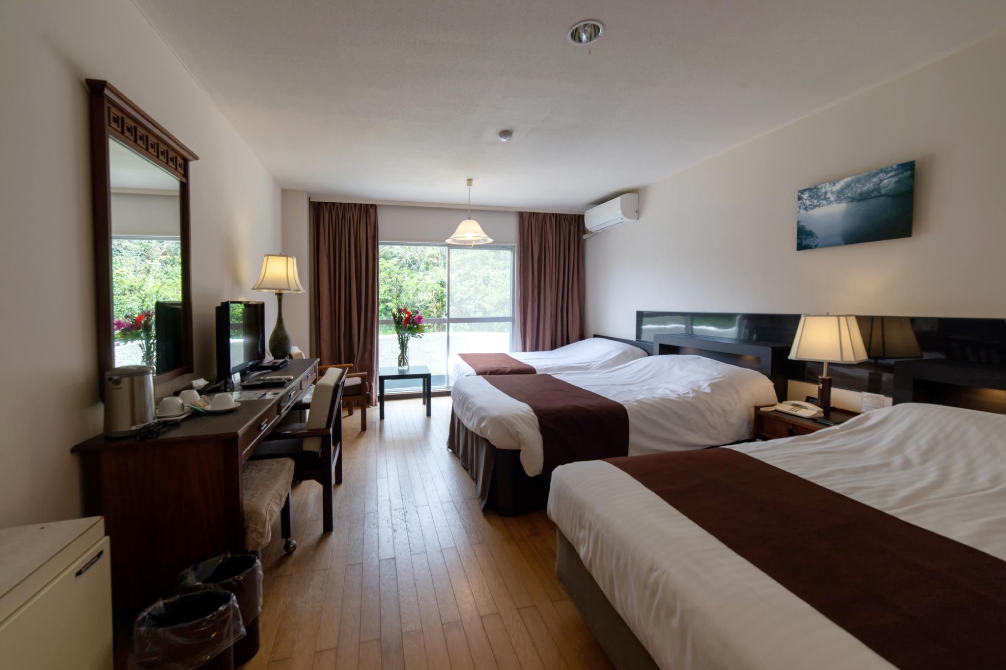 Room, Triple, Mountain Side, Mountain View