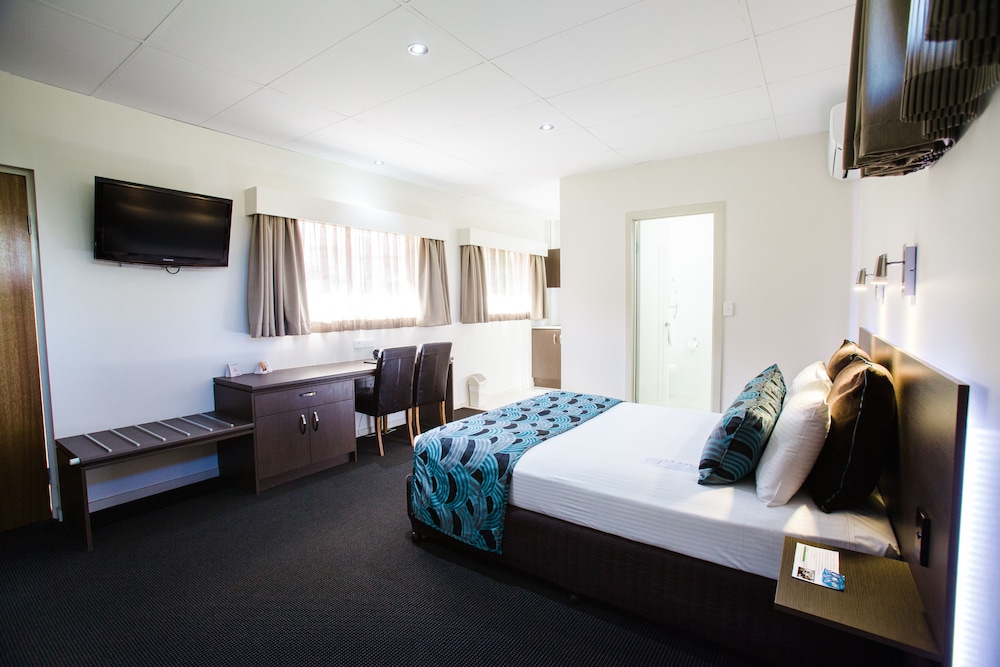 Quality Hotel Robertson Gardens 23/42