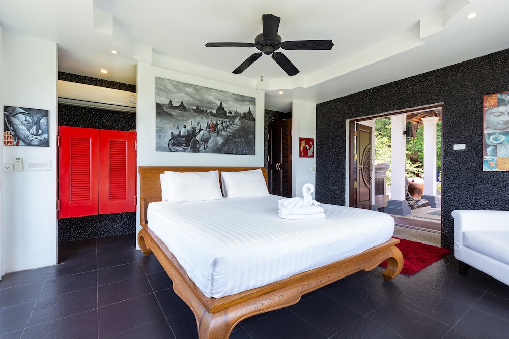 Villa Sawan 6/50