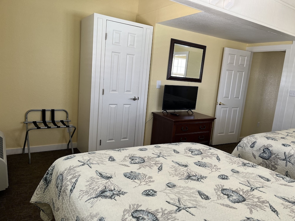 Seashell Village Resort 59/70