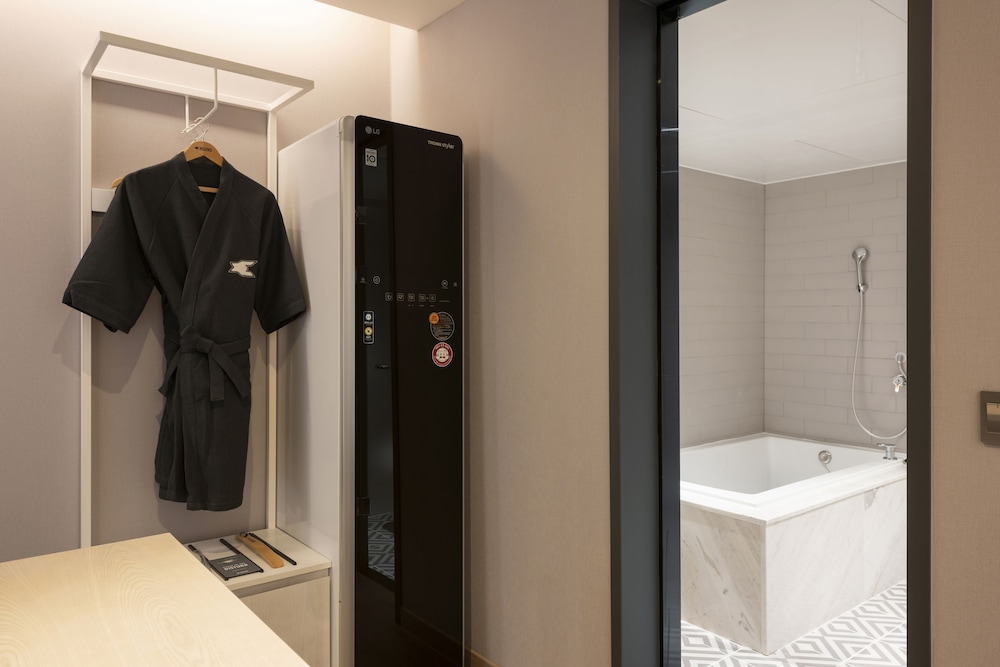 Yeonsan Hound Hotel 47/50