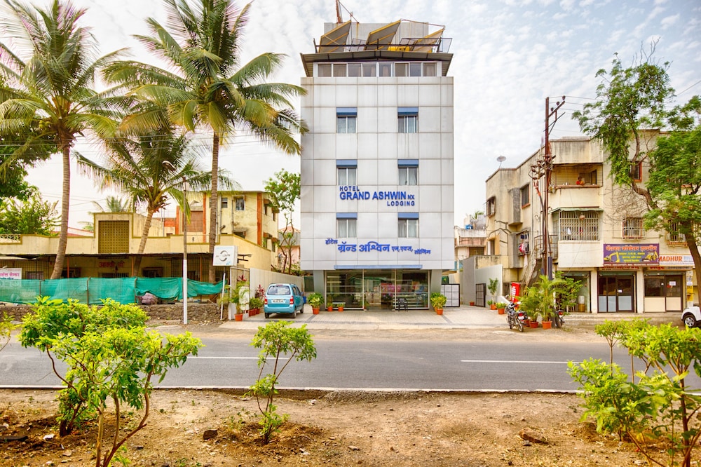 Hotel Grand Ashwin 3/41