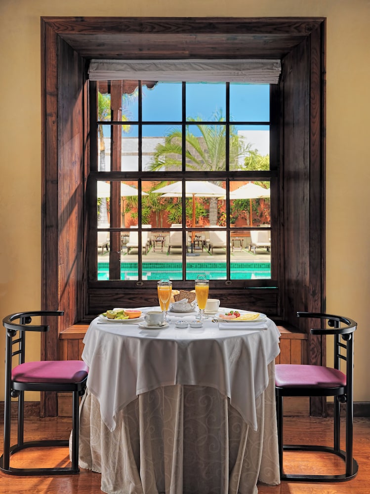 Boutique Hotel San Roque - Adults Only 36/50