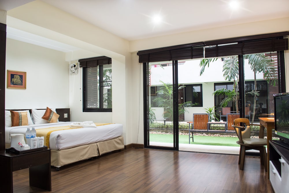 Star 3 Residence 6/26