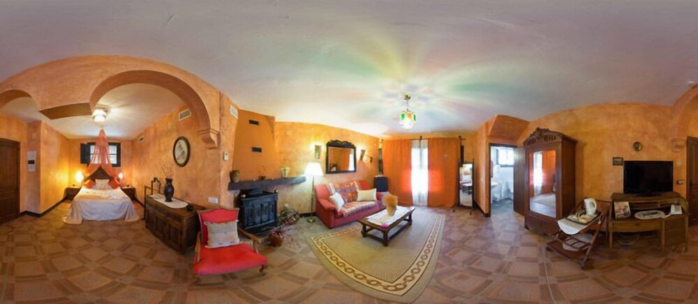 Palacio Guzmanes Hospederia Rural 25/64