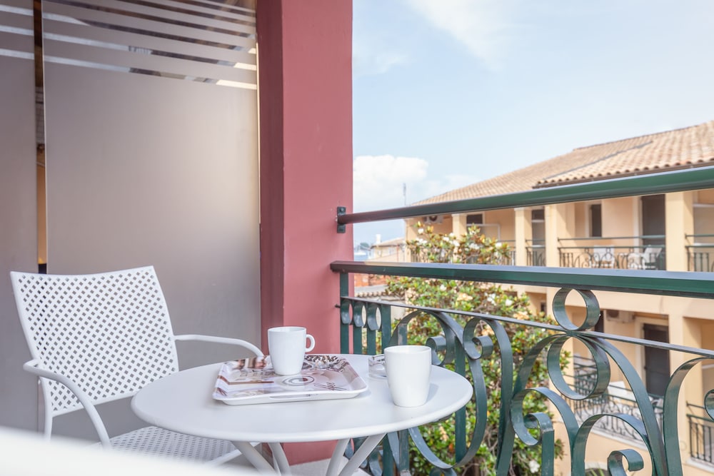 Opera Blue Hotel Gouvia - Across Hotels & Resorts 57/65
