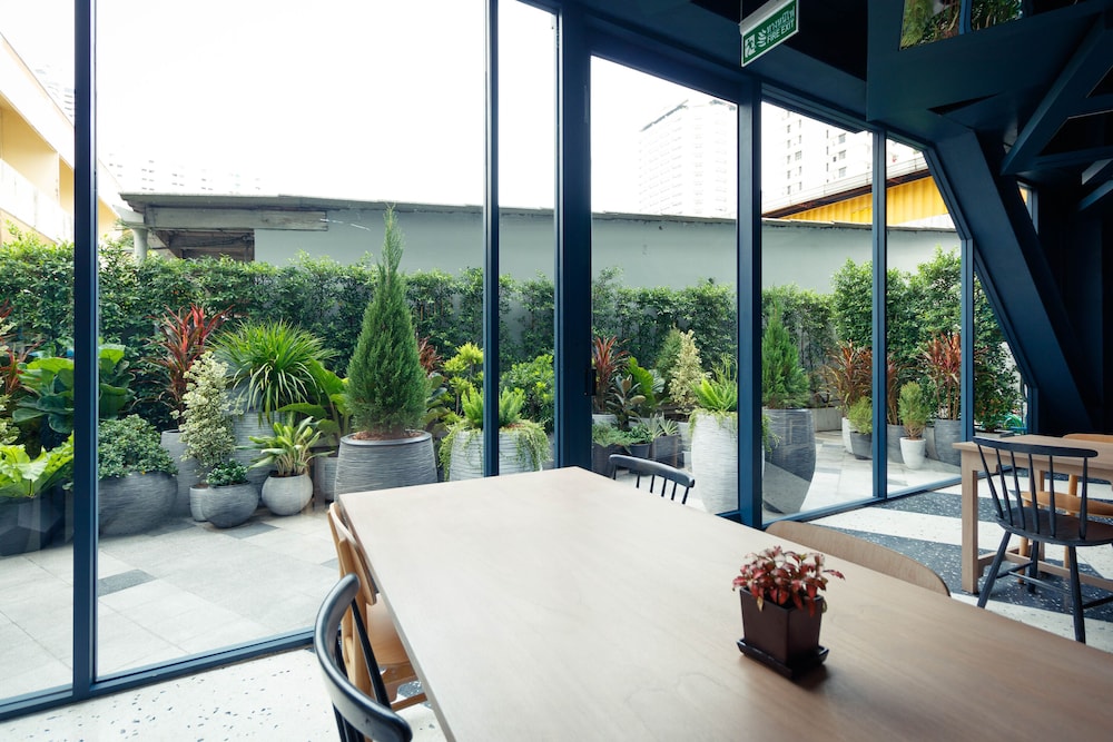 Klub Hotel Bangkok 53/65
