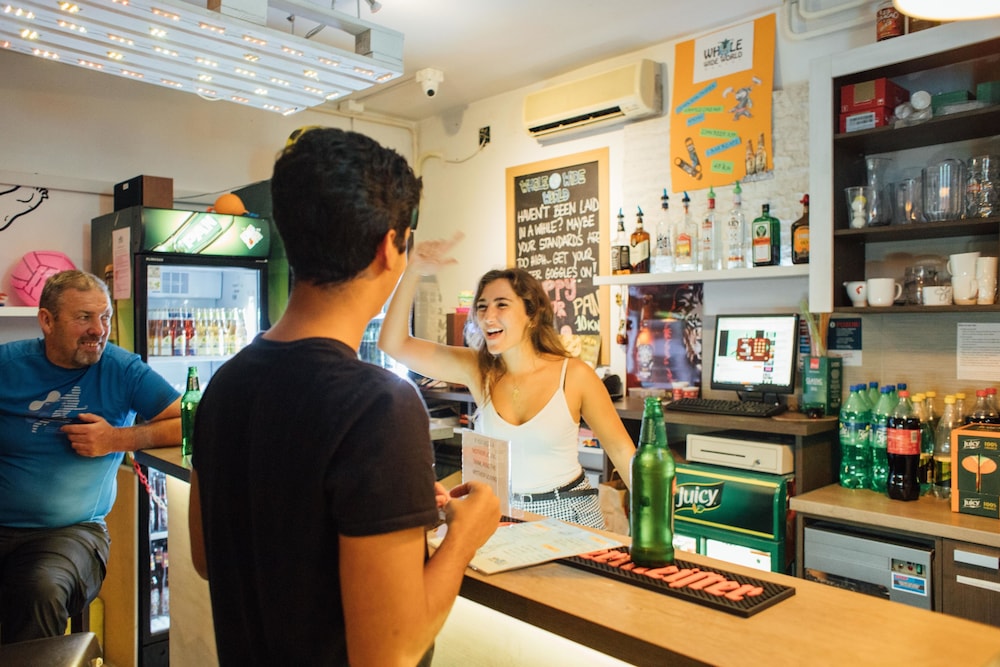 Whole Wide World Hostel & Bar 41/50
