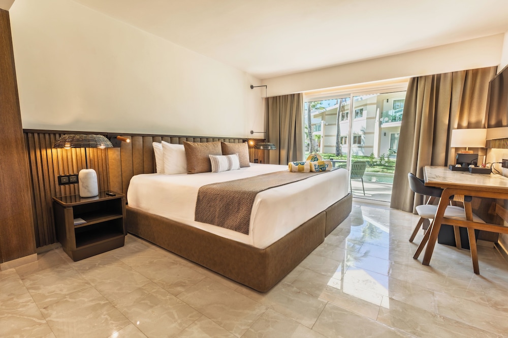 Family Selection at Grand Palladium Select Bavaro - All Inclusive 11/46