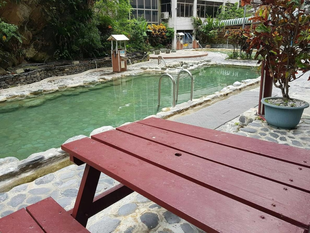 Yi-Sian Hot Spring Hotel 15/20
