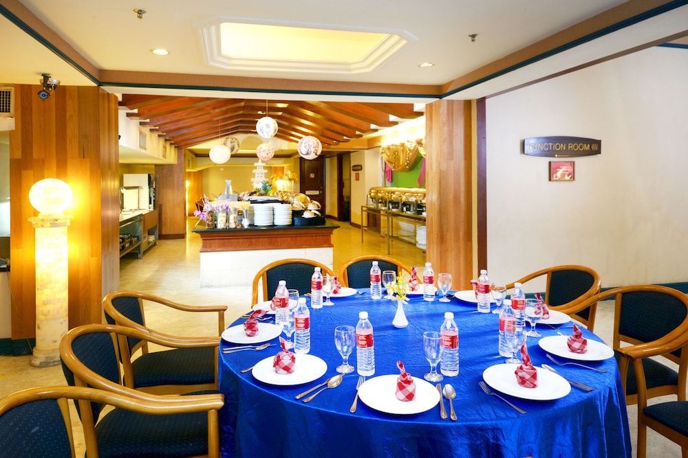 Lexis Port Dickson 35/62