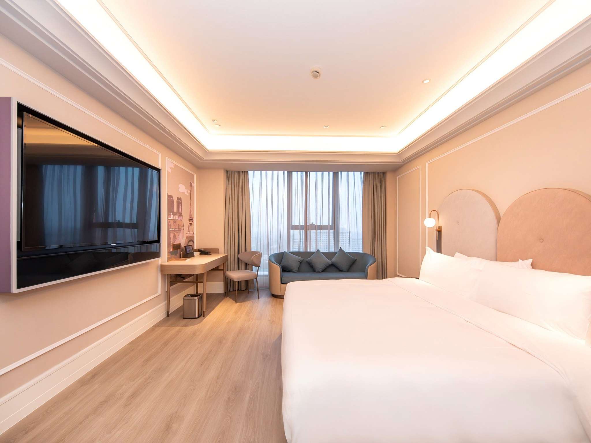 Mercure Xinyang East Railway Station 4/30
