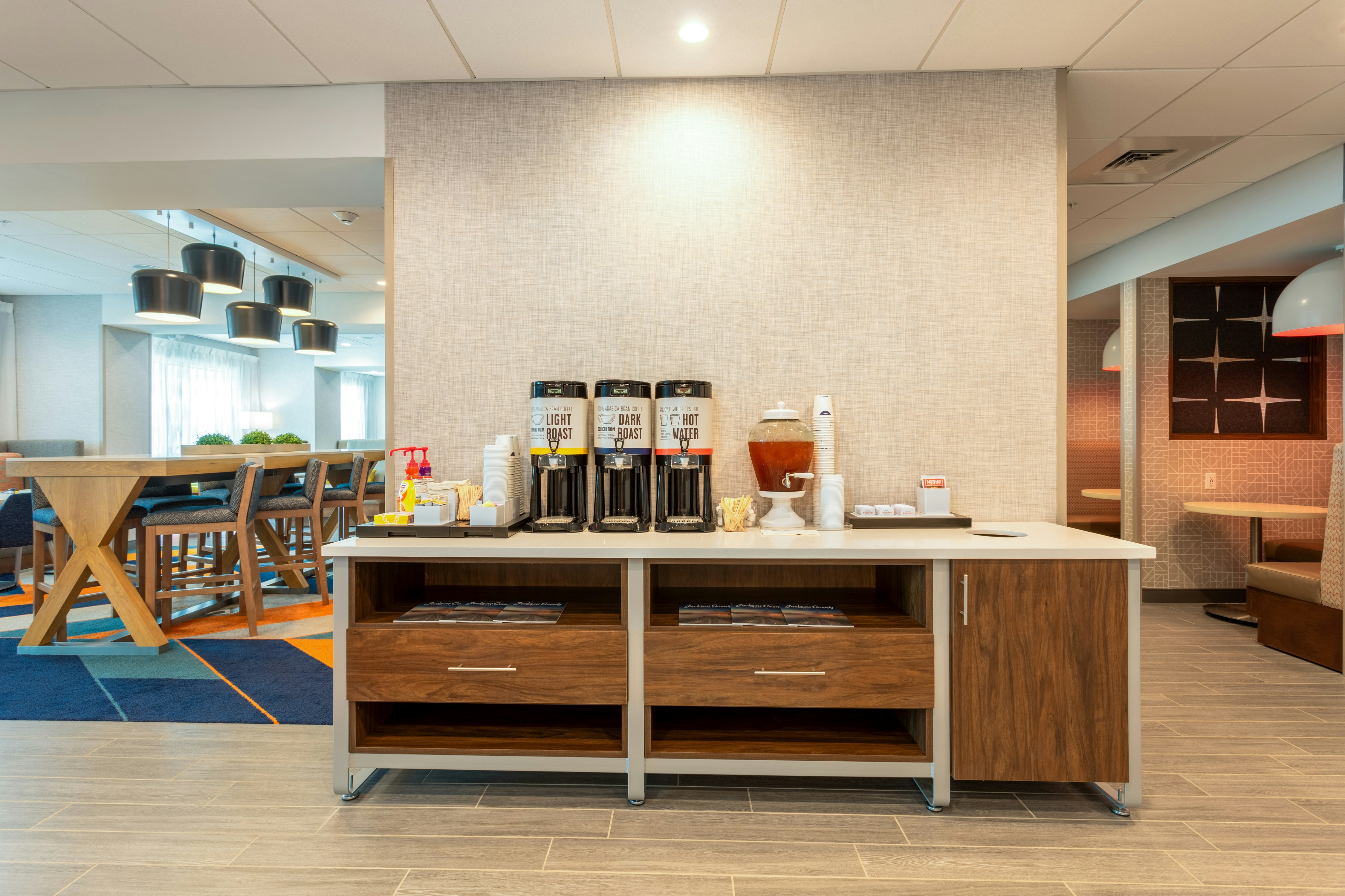 Hampton Inn Marianna I-10 18/24