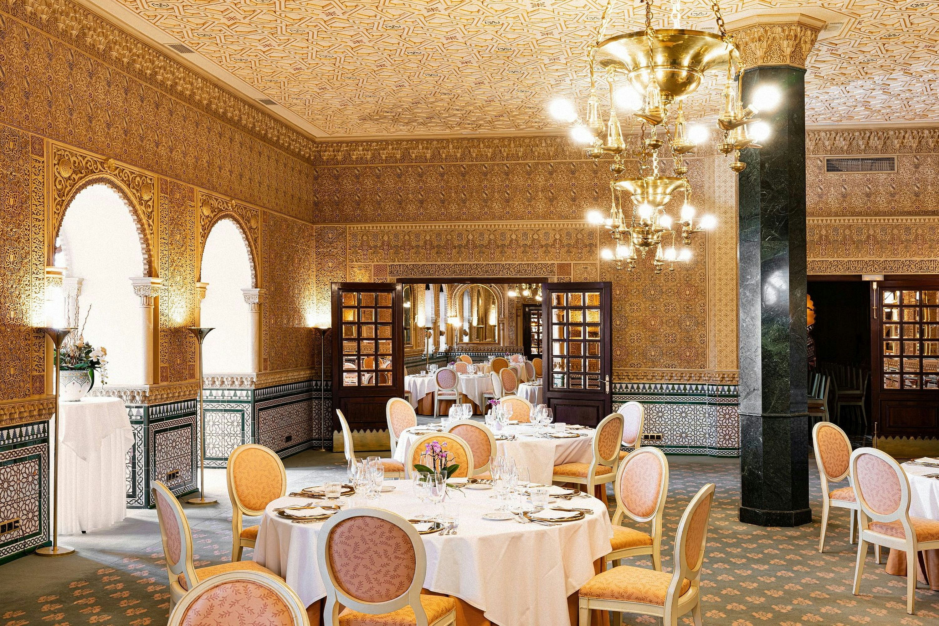 Alhambra Palace Hotel 48/60