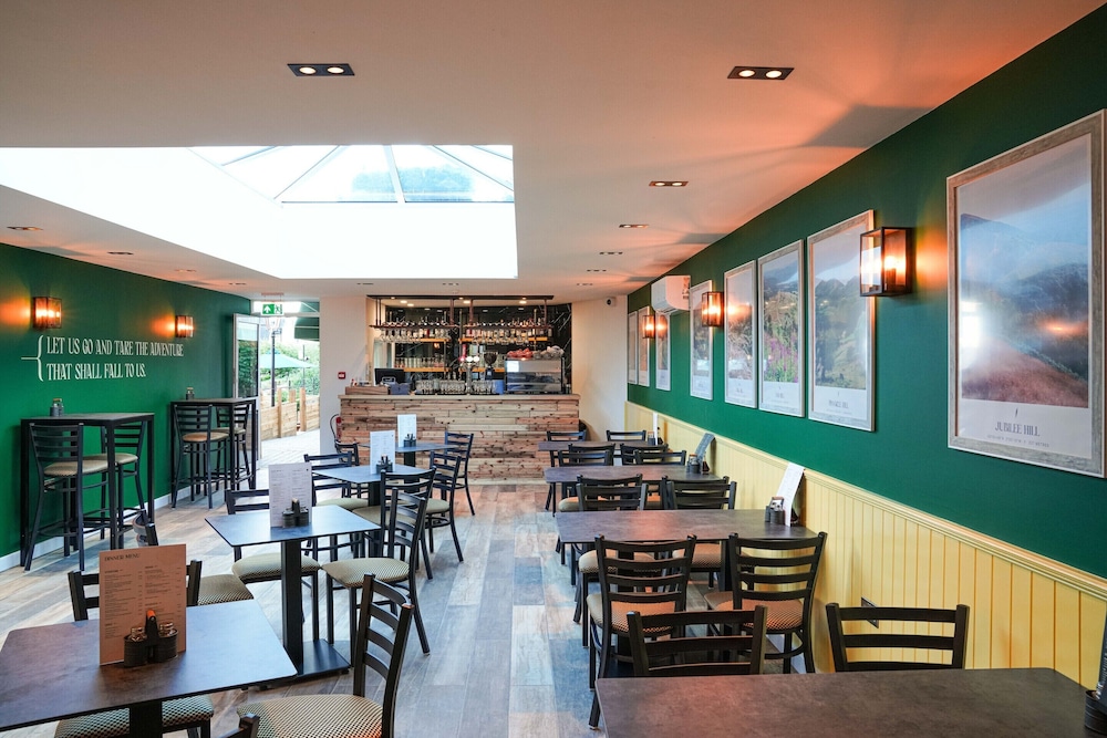 The Mount Pleasant Hotel 38/50