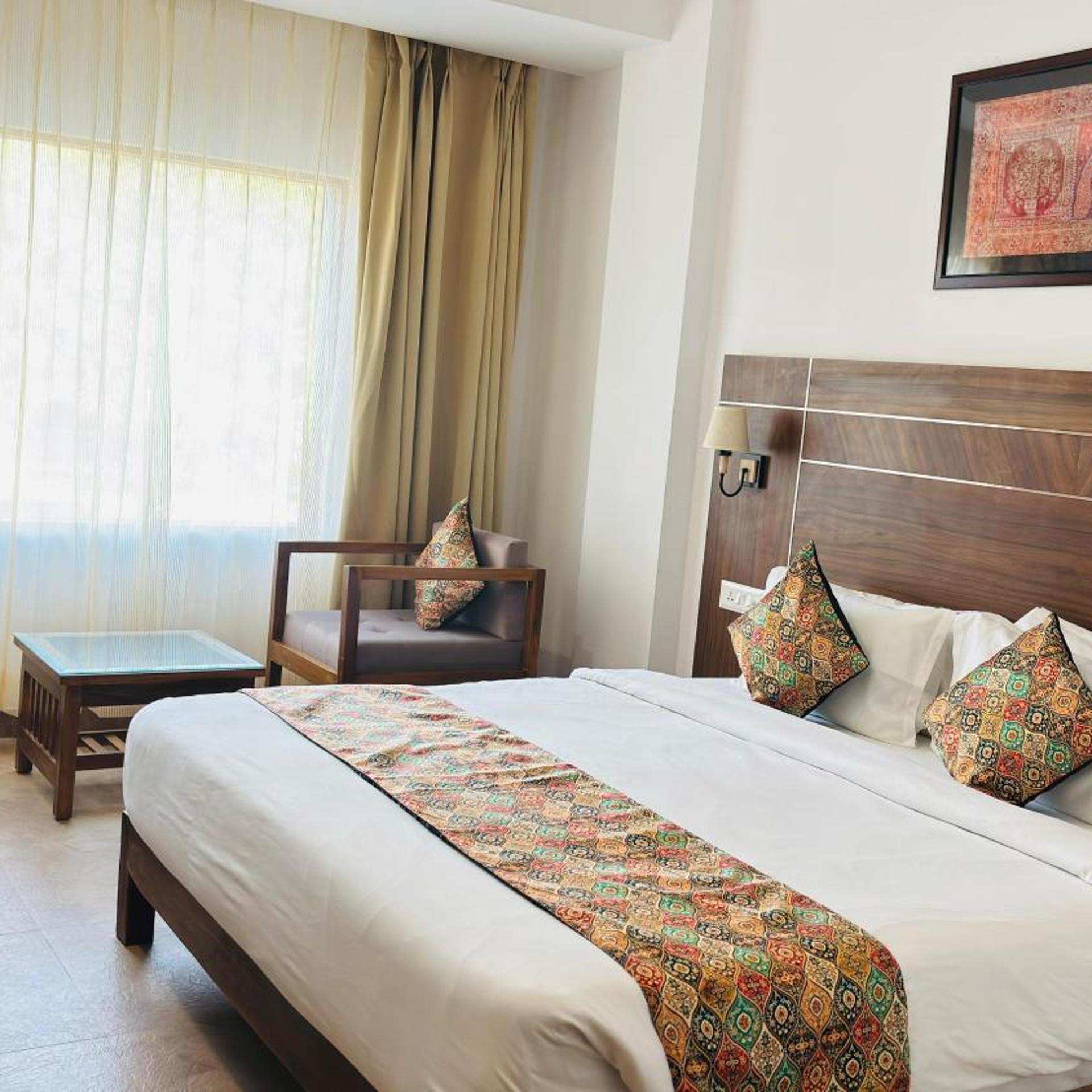Amritara Ramila Kutir, Ayodhya 18/59