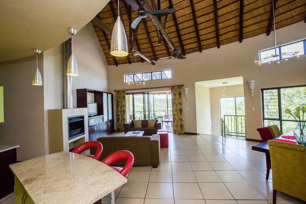 La Roca Guest House 44/58
