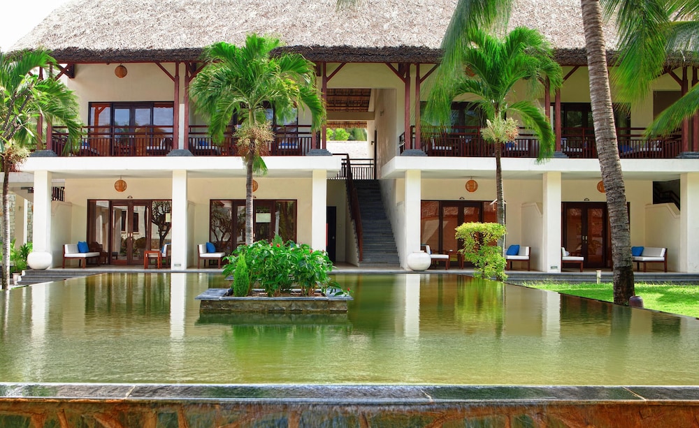 Blue Ocean Resort 66/72