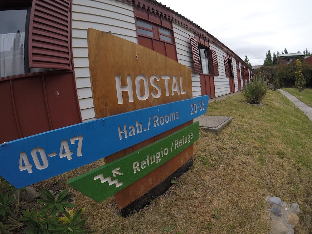 Hostel del Glaciar Pioneros 4/69