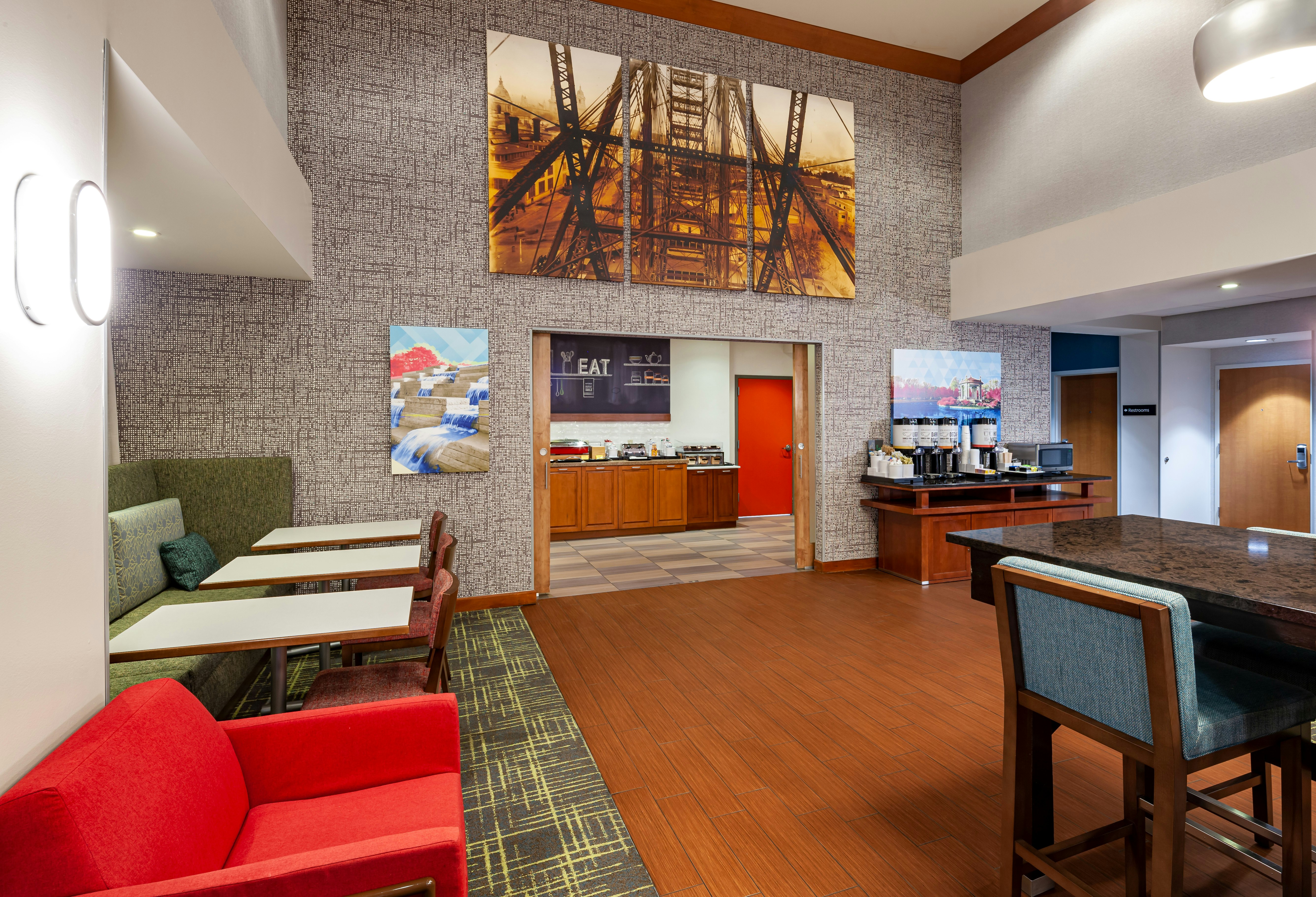 Hampton Inn Suites St Louis At Forest Park Mo 13/19