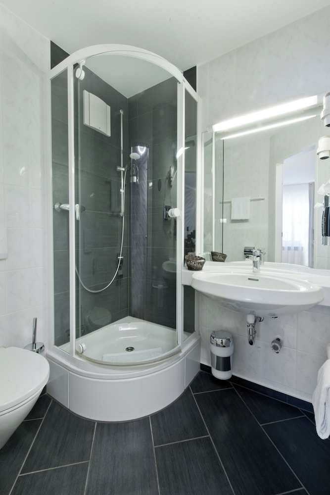 Atrium Hotel Amadeus 47/50