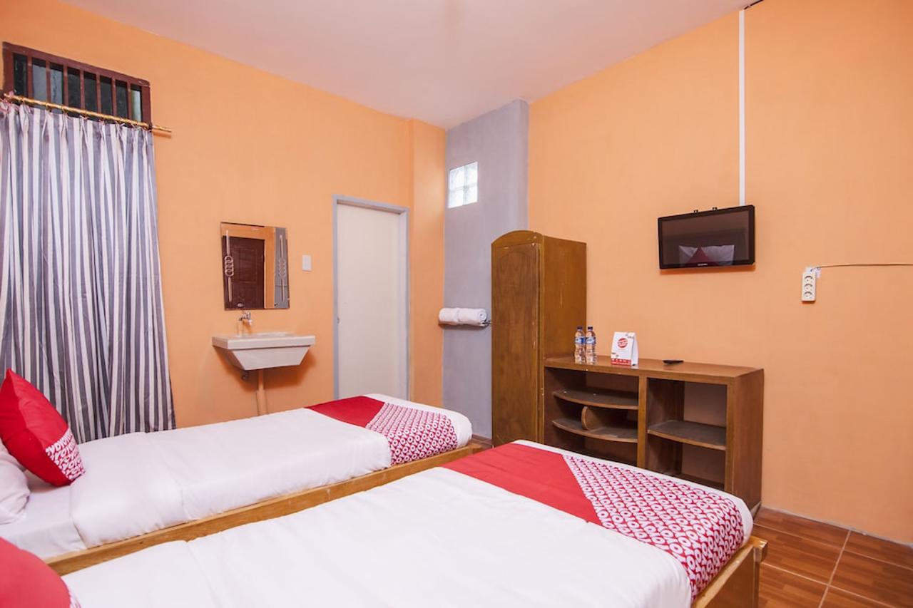 Hotel O near Monument Historique Berastagi formerly Serdika Paviliun 13/20