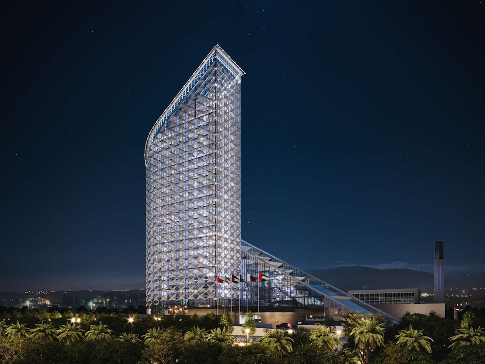 فندق ومركز مؤتمرات سوفيتيل الرياض(Sofitel Riyadh Hotel & Convention Centre) 2/49