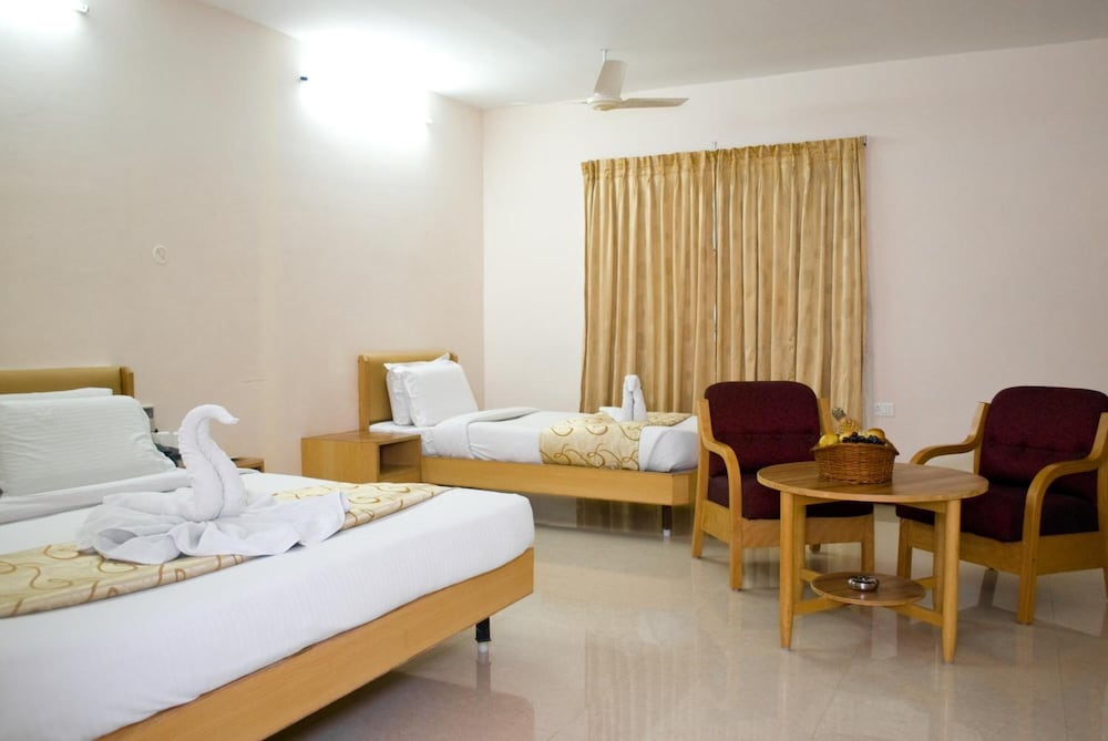 HOTEL RAJADHANE 27/53