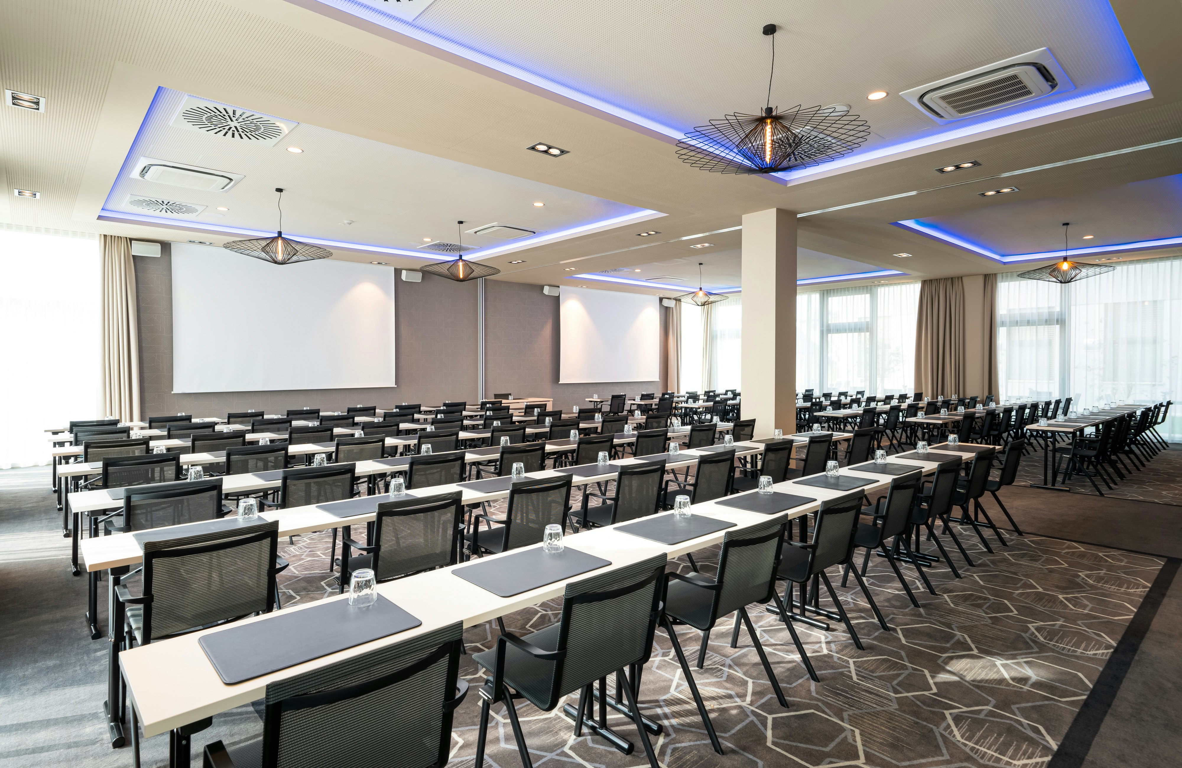Leonardo Royal Hotel Cologne Bonn Airport 55/65