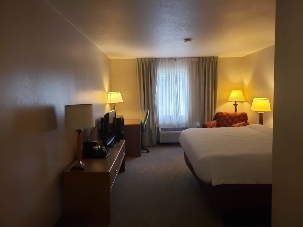 Country Inn & Suites by Radisson, Fairview Heights, IL 14/39