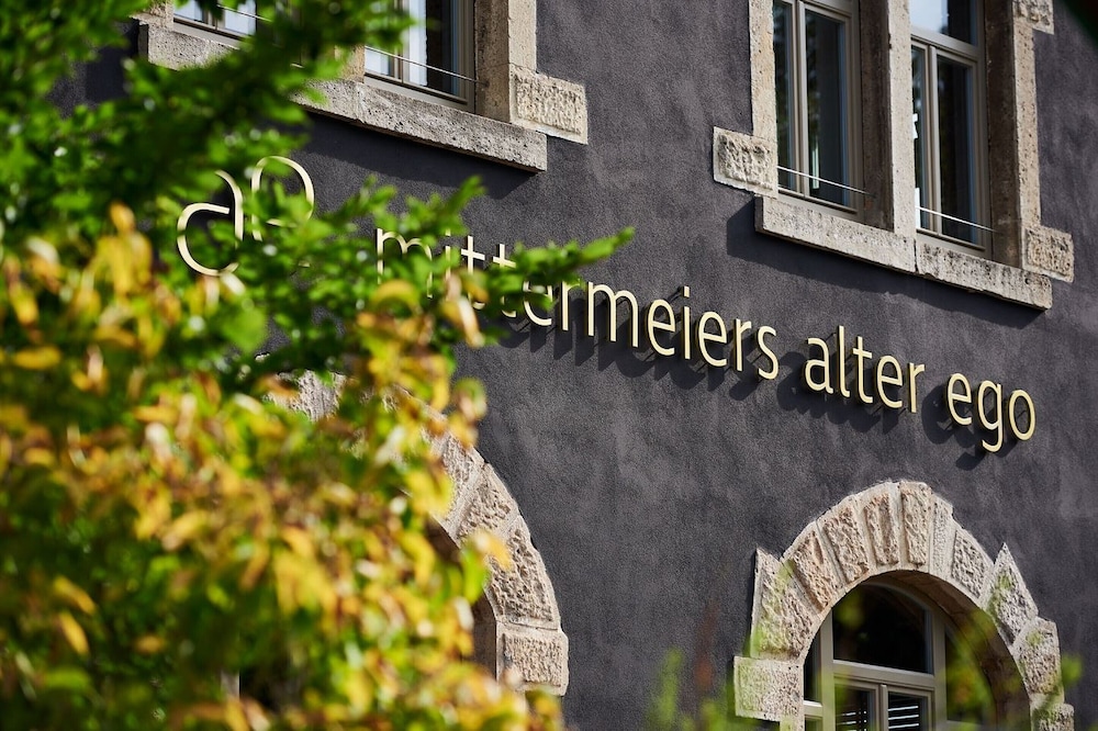 Mittermeiers Alter Ego 46/52