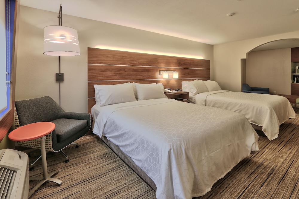 Holiday Inn Express Hotel And Suites Portales 19/70