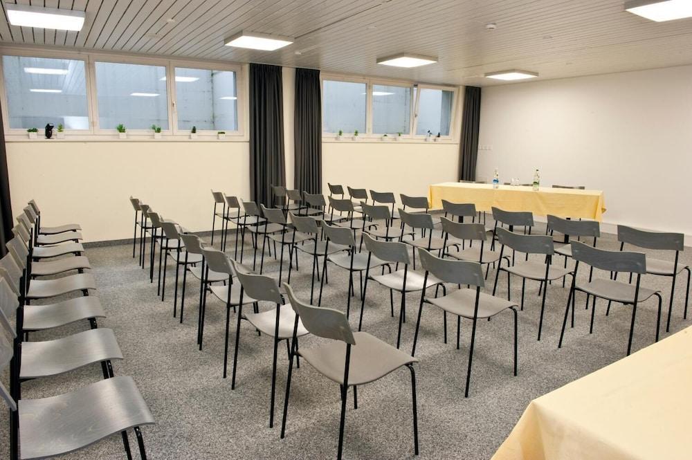 Hotel Krone Buochs 15/19