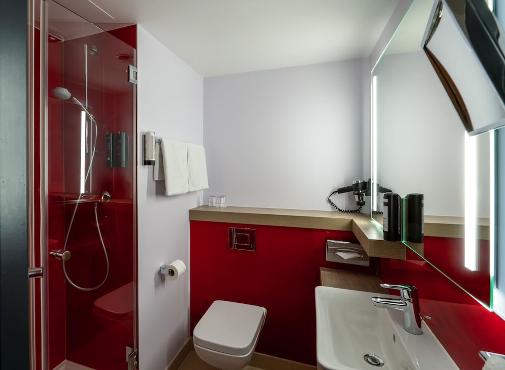 INTERCITY HOTEL FRANKFURT AIRPORT 59/61