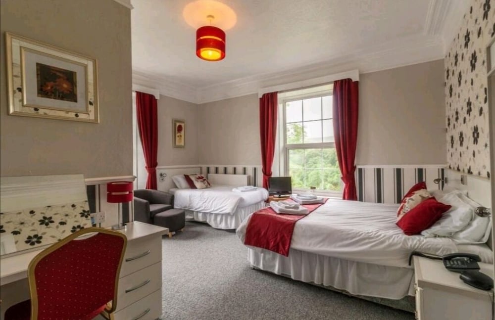 George Borrow Hotel 13/23