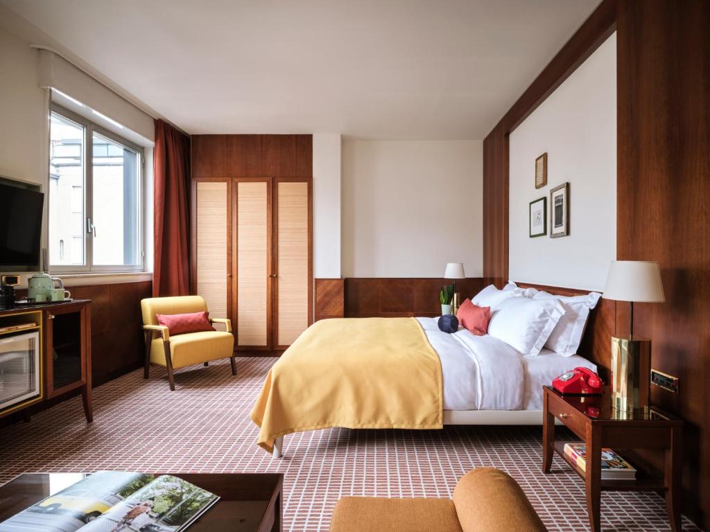 Extra Large room