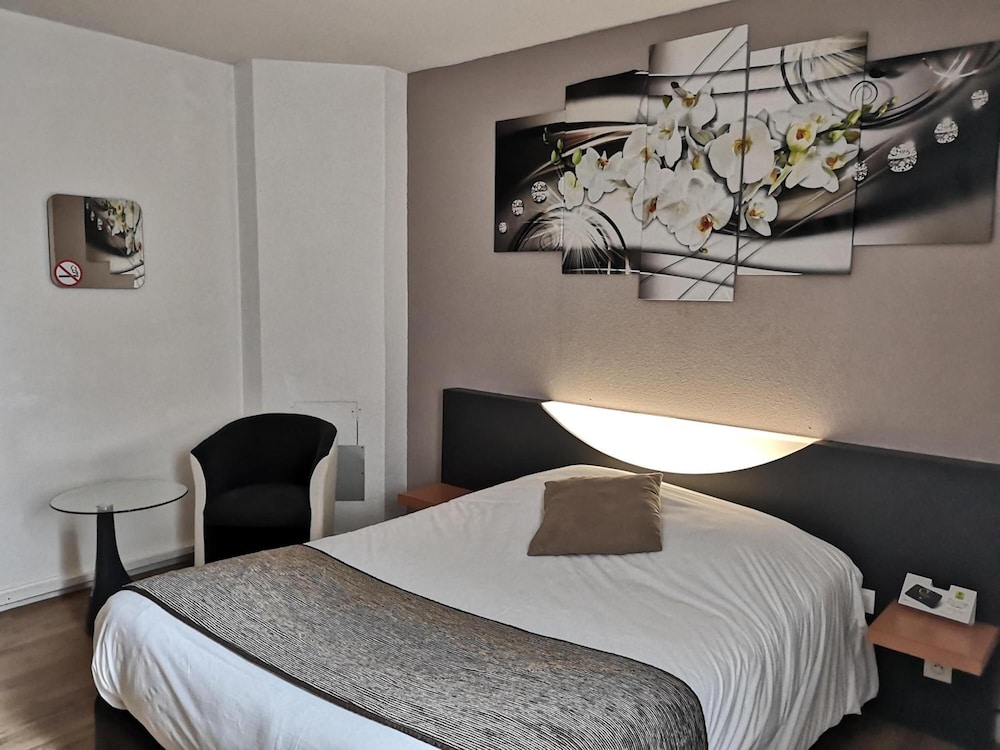 L'Hotel Le Marais Romilly Sur Seine Centre 18/44