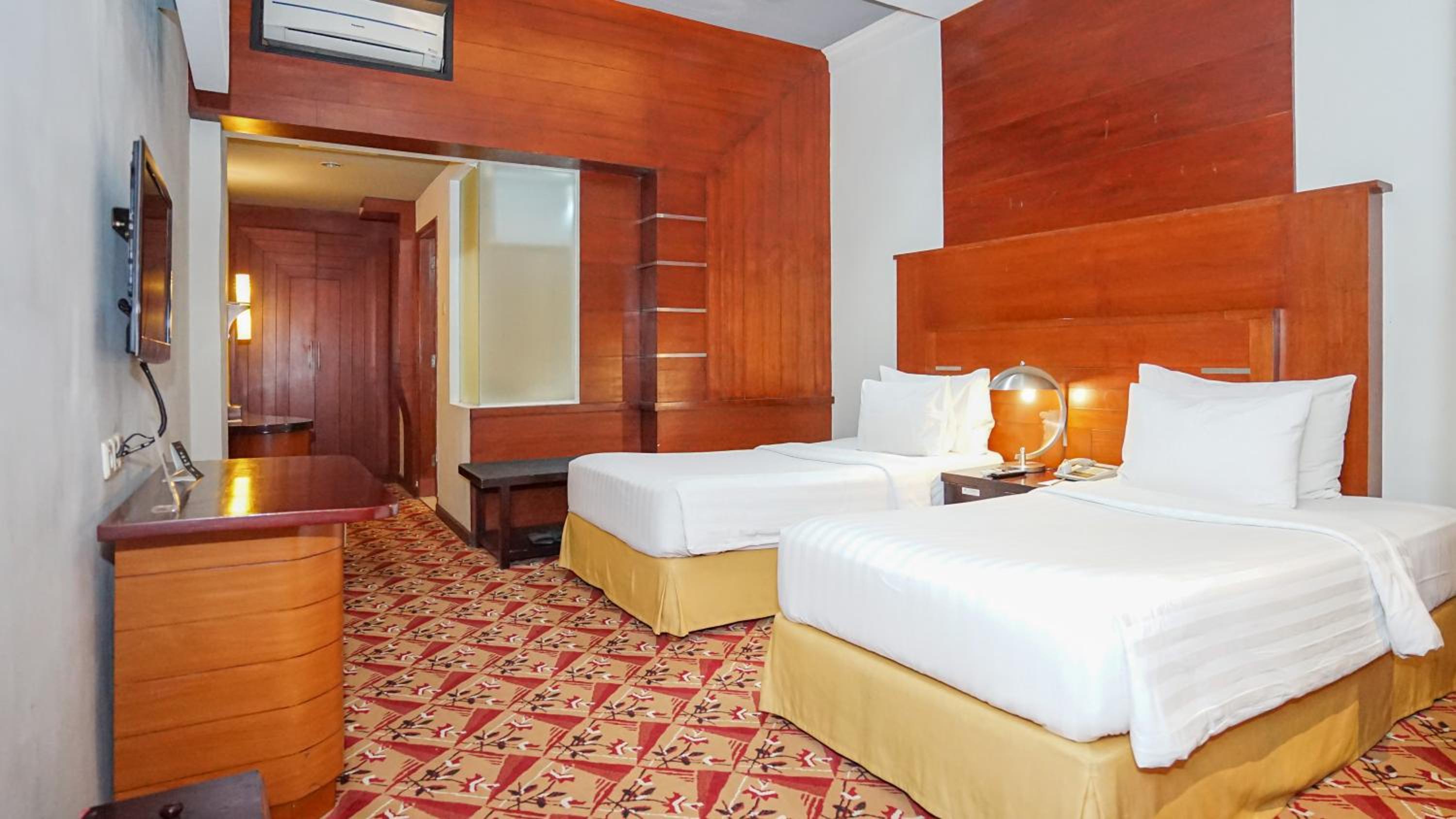 Executive Twin Bed