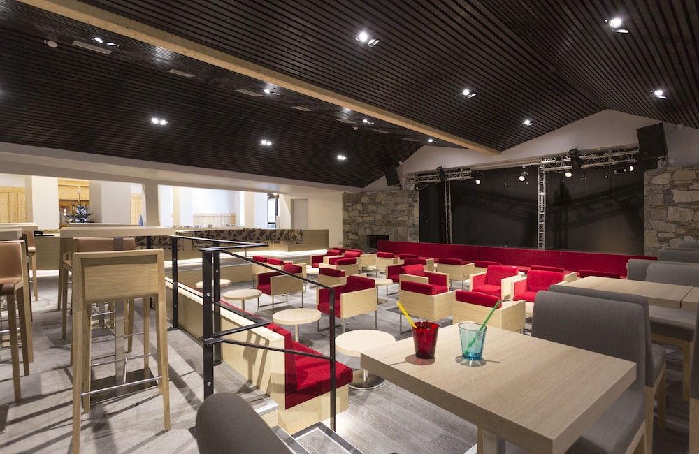 Club Mmv Val Thorens - Les Arolles 38/49